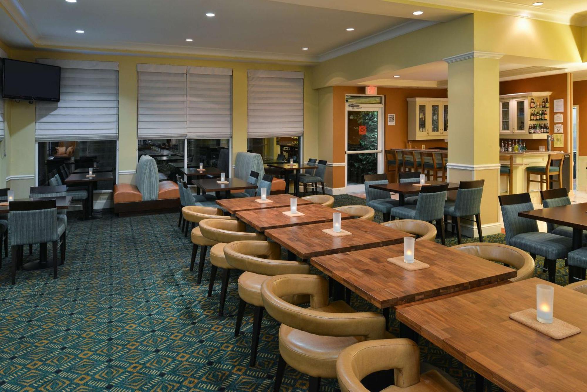 Hilton Garden Inn Columbia Exterior photo